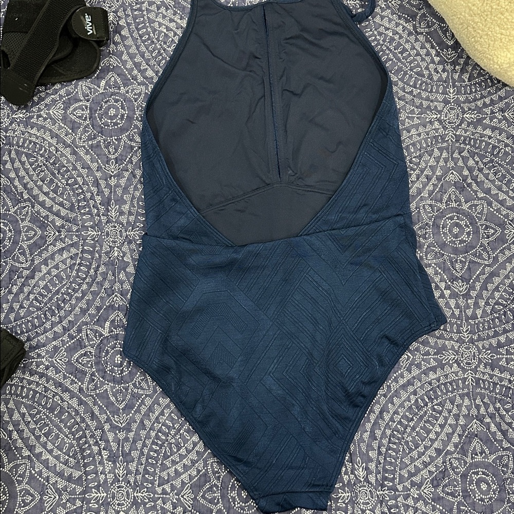 JETS Australia luxe one piece swimsuit - Picture 2 of 4